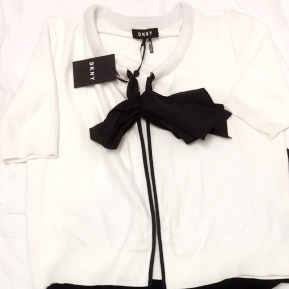 DKNY cardigan size small